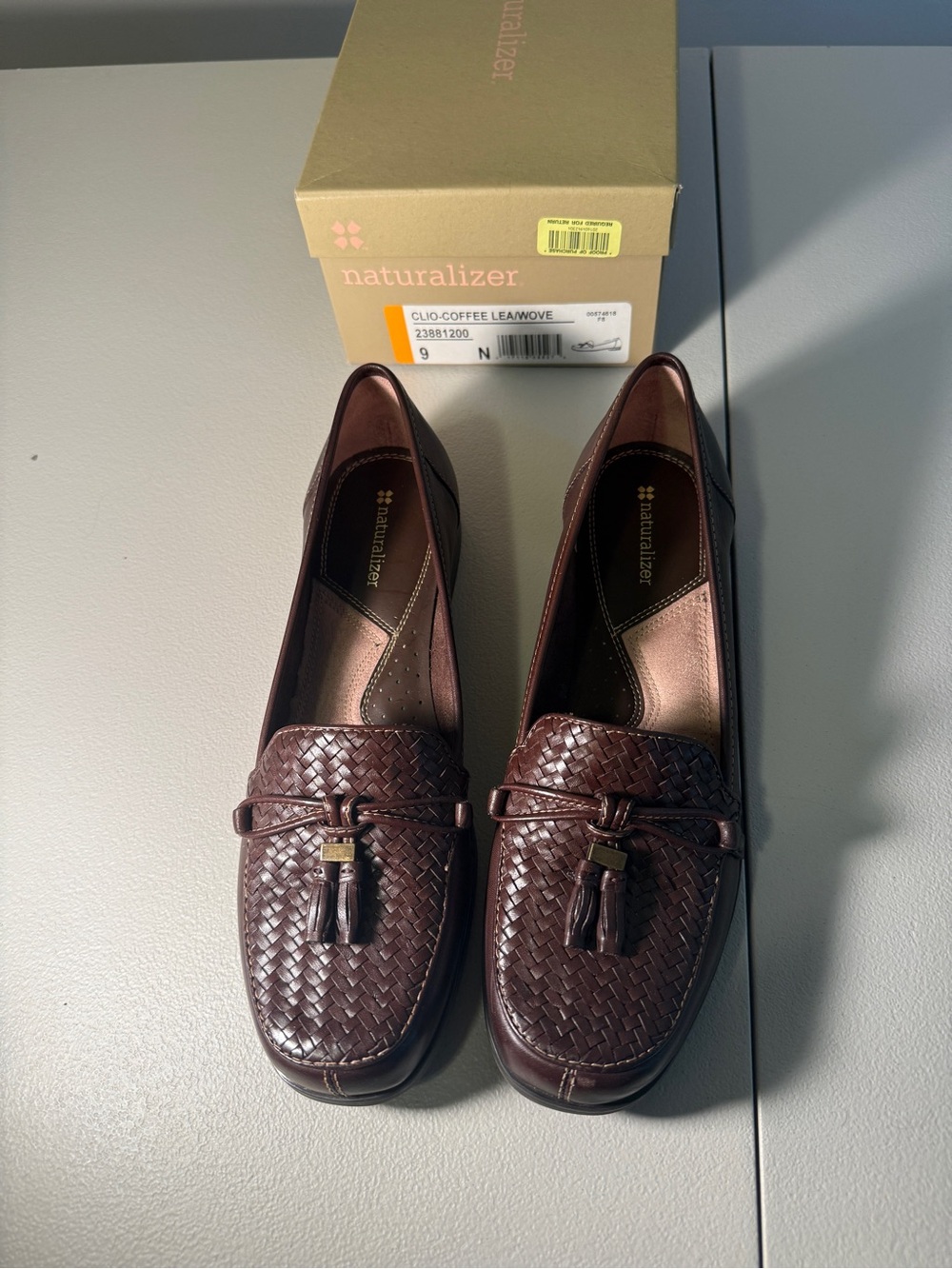 Naturalizer Womens Brown Leather Woven Loafers Tassel Moccasins Size 9.5 Preppy